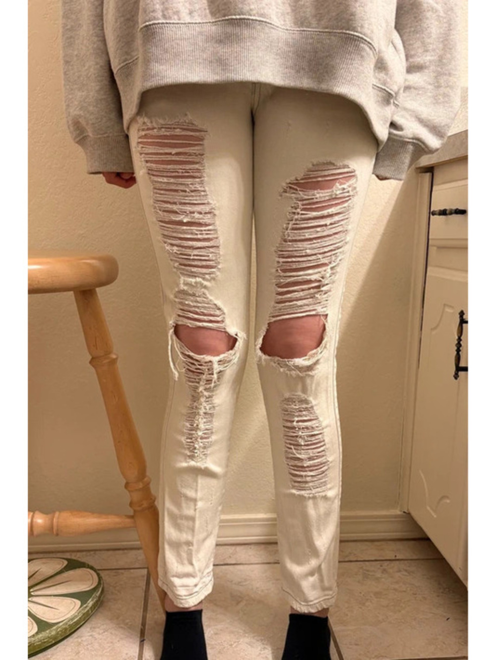 Distressed Y2K Alternative Grunge White Siwy Denim Jeans